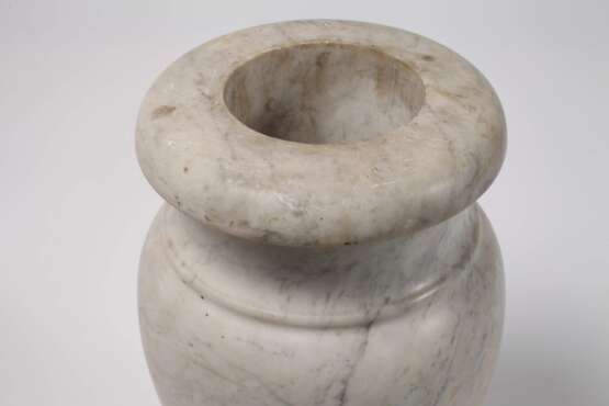 Paar Marmoramphoren - фото 2