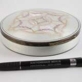 Große Silberdose mit feiner Emaillearbeit - фото 3