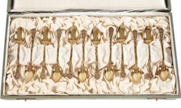 Silber zwölf Mokkalöffel Irisblütendekor