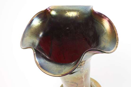 Jugendstilvase mit Schwanendekor - photo 3