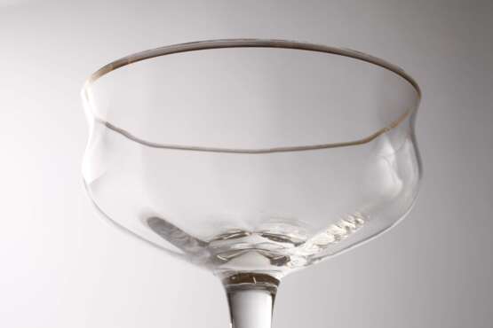 Vier hohe Champagnerschalen - Foto 2 Vier hohe Champagnerschalen - Foto 2
