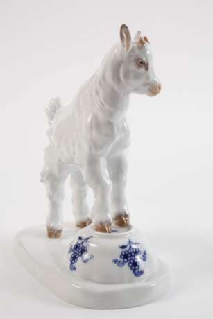 Meissen ”Ziegenbock auf Napf, klein” - photo 2