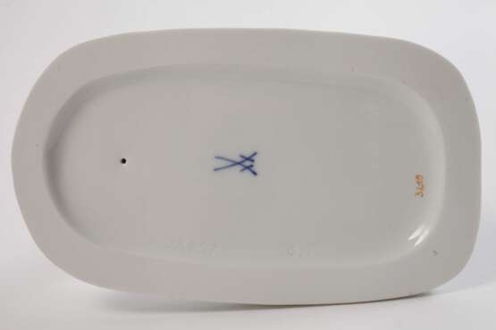 Meissen ”Ziegenbock auf Napf, klein” - photo 4