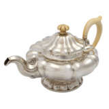 DAVID VOLLGOLD&SÖHNE 4-teilig Teekern mit Rechaud, 13-lötiges Silber, 2. Hälfte 19. Jahrhundert. - photo 3