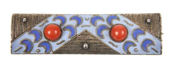Theodor Fahrner Brosche mit Koralle und Emaille - photo 1 Theodor Fahrner Brosche mit Koralle und Emaille - photo 1