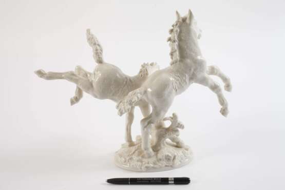 Hutschenreuther Fohlengruppe - photo 3 Hutschenreuther Fohlengruppe - photo 3