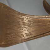 Couchtisch mit Bronzefuß - photo 4