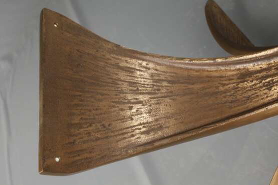 Couchtisch mit Bronzefuß - photo 4 Couchtisch mit Bronzefuß - photo 4