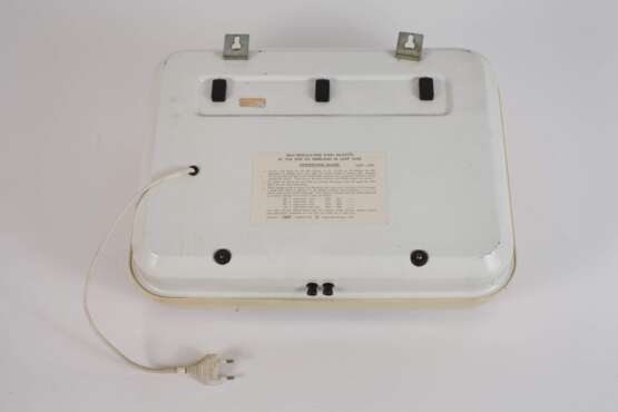 Klappzahlenuhr mit Kalender - фото 3 Klappzahlenuhr mit Kalender - фото 3