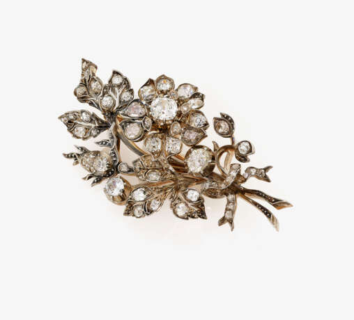 Brosche in Form eines Blütenzweiges mit Diamanten. Deutschland, um 1890 - Foto 1