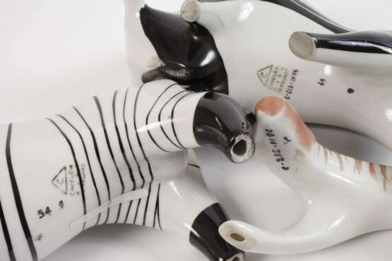 Cmielow Polen zwei Stiere und Tiger - photo 5 Cmielow Polen zwei Stiere und Tiger - photo 5