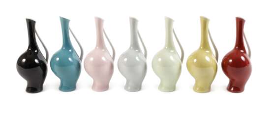 Rosenthal Satz Henkelvasen "Schwangere Luise" - photo 1 Rosenthal Satz Henkelvasen "Schwangere Luise" - photo 1