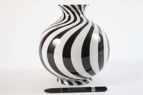 Augarten Wien Kugelvase Streifendekor - photo 2