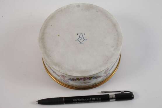 Deckeldose im Sevrés-Stil - Foto 5 Deckeldose im Sevrés-Stil - Foto 5