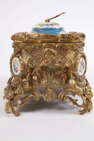 Prunkschatulle im Sevrés-Stil - Foto 5 Prunkschatulle im Sevrés-Stil - Foto 5