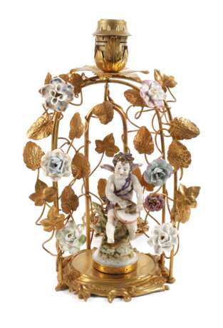 Prunkleuchter mit Amorette - Foto 1 Prunkleuchter mit Amorette - Foto 1