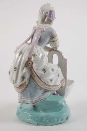 Edeldame und Rosenkavalier mit Blumenschale - фото 5