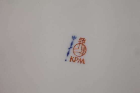 KPM Berlin Wandteller "Kurland" mit Karton - фото 4