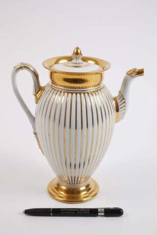 entfällt!!! Meissen prunkvolle Kaffeekanne Reliefdekor - photo 2
