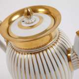 entfällt!!! Meissen prunkvolle Kaffeekanne Reliefdekor - photo 3