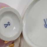 Meissen Prunktasse mit Untertasse "B-Form" - photo 3