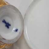 Meissen Prunktasse Akanthusblattrelief - photo 3