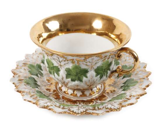Meissen Prunktasse Weinlaubrelief - photo 1