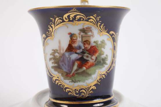Meissen prunkvolle Mokkatasse Figurenmalerei - Foto 3