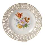Meissen Durchbruchschale "Blumenbukett" - Foto 1