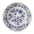Meissen Schale &amp;quot;Zwiebelmuster&amp;quot; mit Goldrand - Now at the auction
