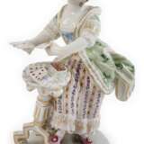 Meissen "Mädchen als Kartenlegerin" - photo 1