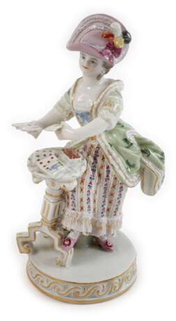 Meissen "Mädchen als Kartenlegerin" - photo 1