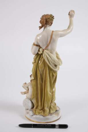 Meissen Allegorie "Die Malerei" - фото 3