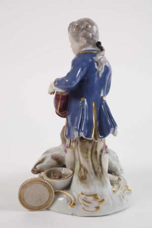 Meissen "Knabe, Gänse fütternd" - photo 3