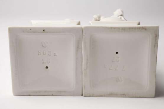 Nymphenburg Paar Putten mit "Bayerischem Wappen" - Foto 5 Nymphenburg Paar Putten mit "Bayerischem Wappen" - Foto 5