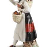 Nymphenburg "Schwammerlverkäuferin" - фото 1