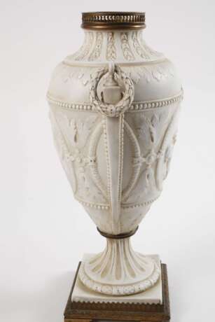 Schwarza-Saalbahn Prunkvase Puttenrelief - Foto 3 Schwarza-Saalbahn Prunkvase Puttenrelief - Foto 3