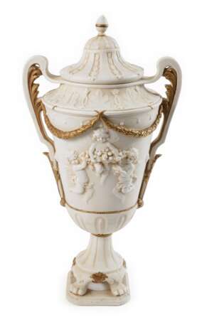 Schwarza-Saalbahn Prunkvase Puttenrelief - Foto 1 Schwarza-Saalbahn Prunkvase Puttenrelief - Foto 1