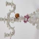 Paar figürliche Leuchter und Puttengruppe - фото 9