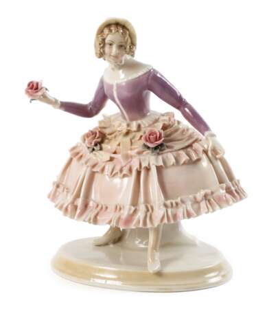Karl Ens Volkstedt Biedermeierdame mit Rosen - фото 1 Karl Ens Volkstedt Biedermeierdame mit Rosen - фото 1