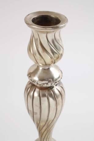 Silber Kerzenleuchter im Barockstil - photo 2 Silber Kerzenleuchter im Barockstil - photo 2