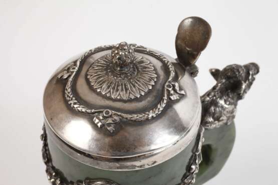 Seltener Humpen aus Silber und Nephrit - photo 5