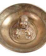 Bronze objects. Antikenrezeption Hercules-Schale