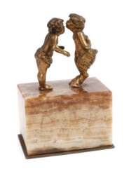 Wiener Bronze Tischklingel mit küssendem Faun