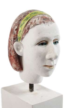 Weibliche Kopfskulptur - фото 1 Weibliche Kopfskulptur - фото 1