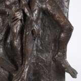 Großes figürliches Bronzerelief - photo 3