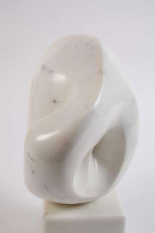 Emma de Sigaldi, amorphe Marmorskulptur - фото 3
