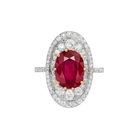 RUBY AND DIAMOND RING ATTRIBUTED TO CARTIER - Foto 2 RUBY AND DIAMOND RING ATTRIBUTED TO CARTIER - Foto 2