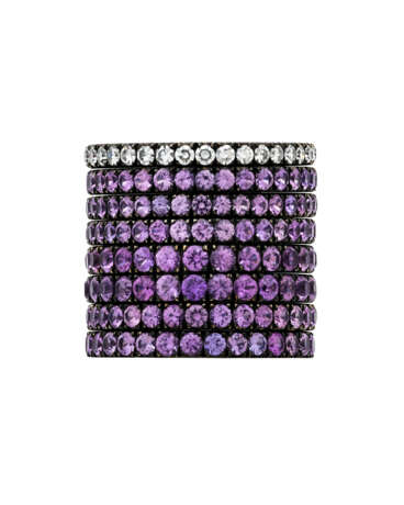 JAR GROUP OF COLOURED SAPPHIRE AND DIAMOND RINGS - Foto 2 JAR GROUP OF COLOURED SAPPHIRE AND DIAMOND RINGS - Foto 2