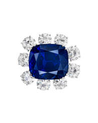 EXCEPTIONAL SAPPHIRE AND DIAMOND CLIP-BROOCH